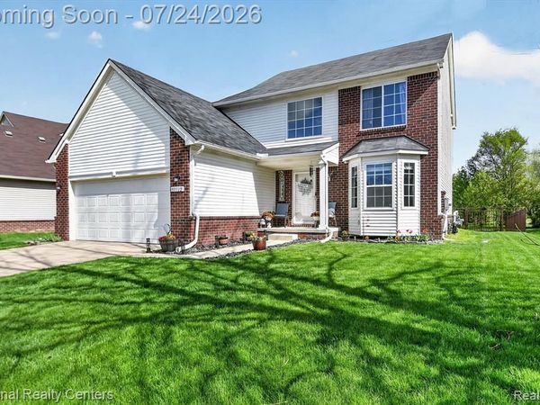 33512 Sand Piper Drive, Romulus, MI 48174