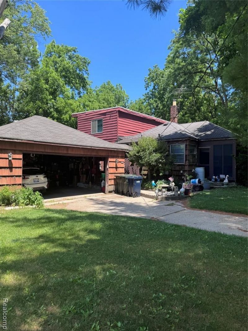 5501 Plymouth Street, Sterling Heights, MI 48310 Main Photo