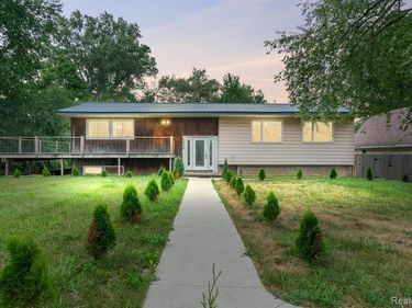 5670 Kinneville Road , Onondaga Twp, MI 48827