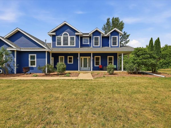 2192 Hall Rd, Erin, WI 53027