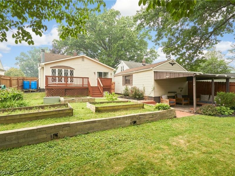 223 Davenport Avenue, Akron, OH 44312 Photo 19