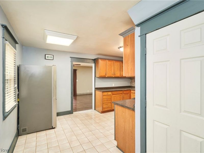 223 Davenport Avenue, Akron, OH 44312 Photo 7