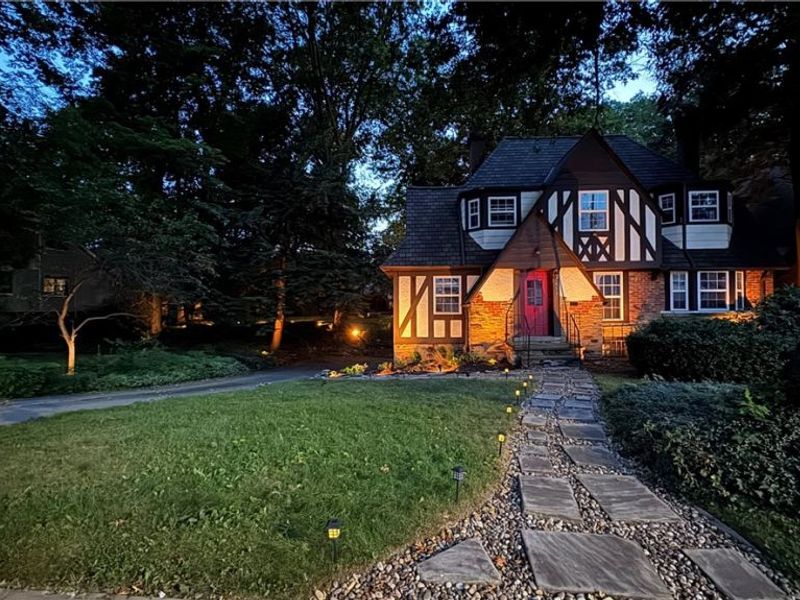 554 Greenvale Road, South Euclid, OH 44121 Photo 2