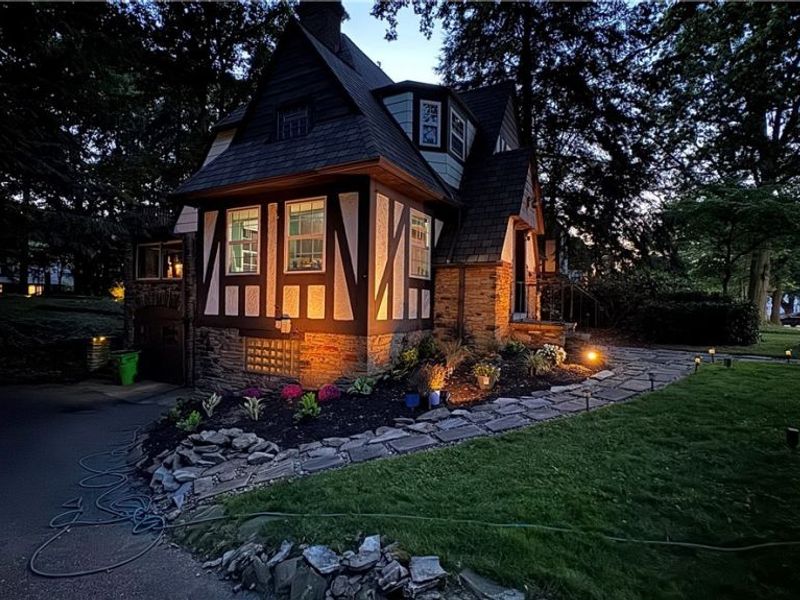 554 Greenvale Road, South Euclid, OH 44121 Photo 3