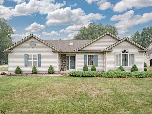 336 Middlefield Court , Painesville, OH 44077