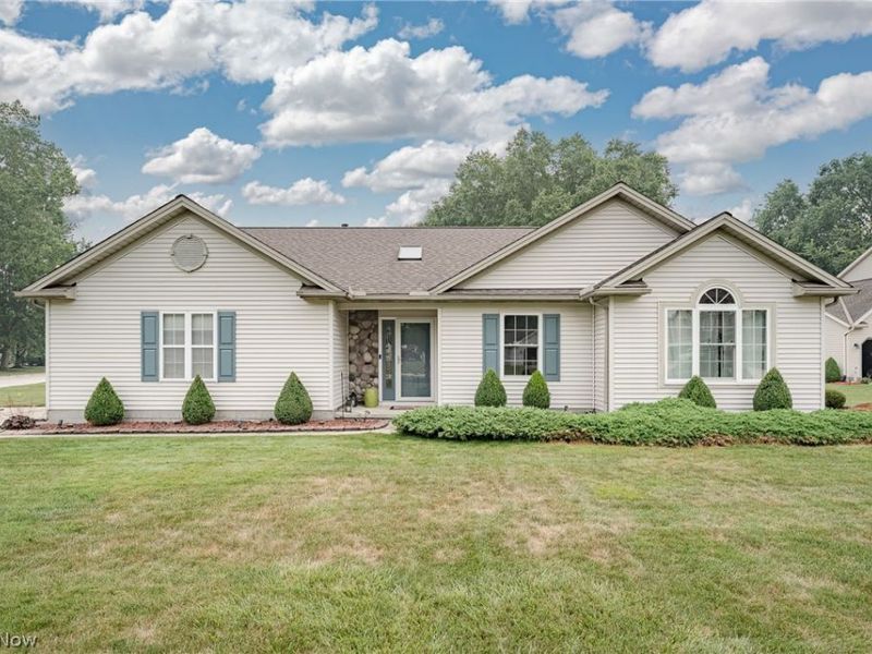 336 Middlefield Court, Painesville, OH 44077 Photo 1