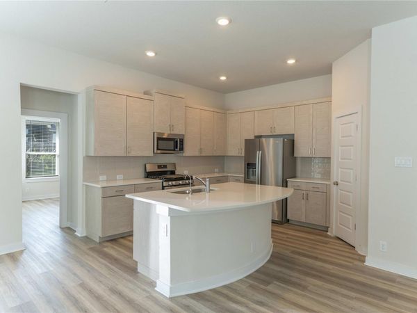 1917 Colonial Ave, New Braunfels, TX 78130