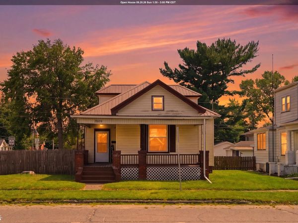 2004 Avenue H, Fort Madison, IA 52627