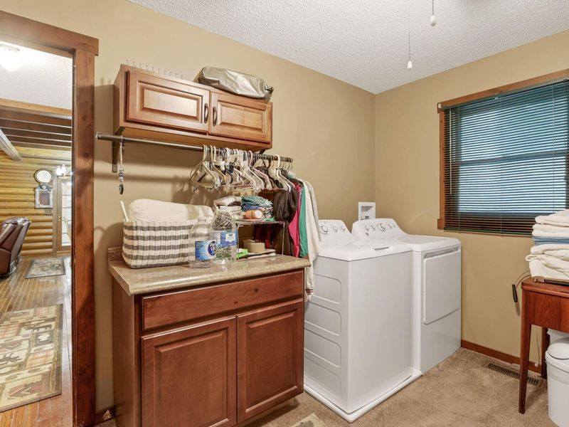 10655 Stout Road, Utica, OH 43080 Photo 16