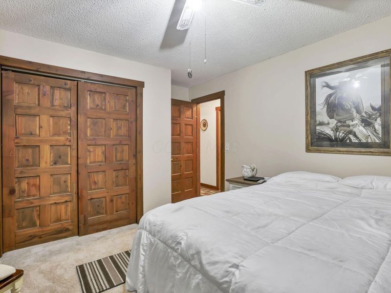 10655 Stout Road, Utica, OH 43080 Photo 18