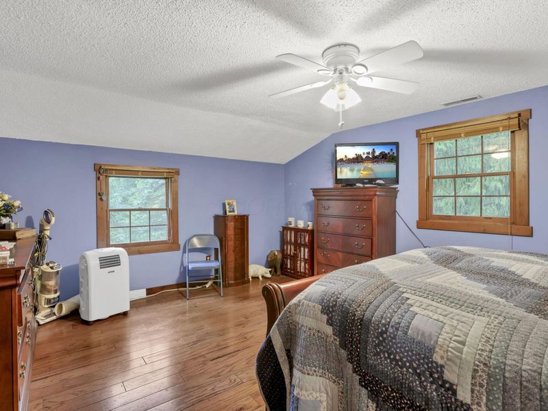 10655 Stout Road, Utica, OH 43080 Photo 26