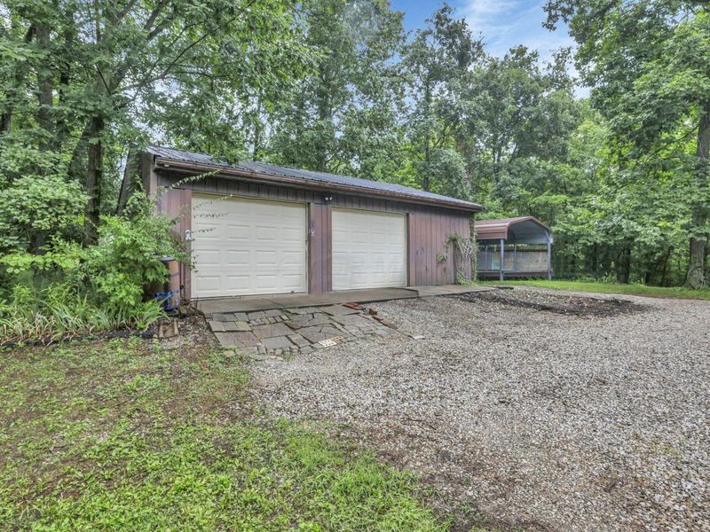 10655 Stout Road, Utica, OH 43080 Photo 37