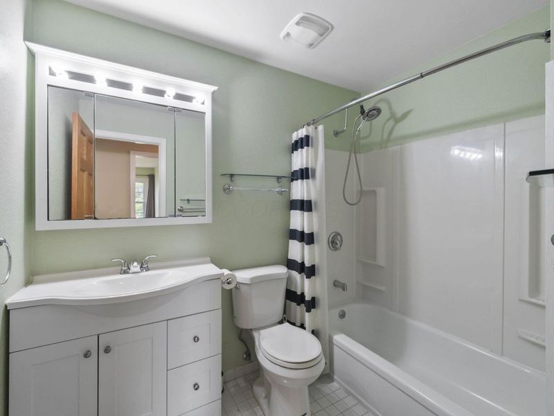 3503 Castleton Street , Grove City, OH 43123 Photo 43