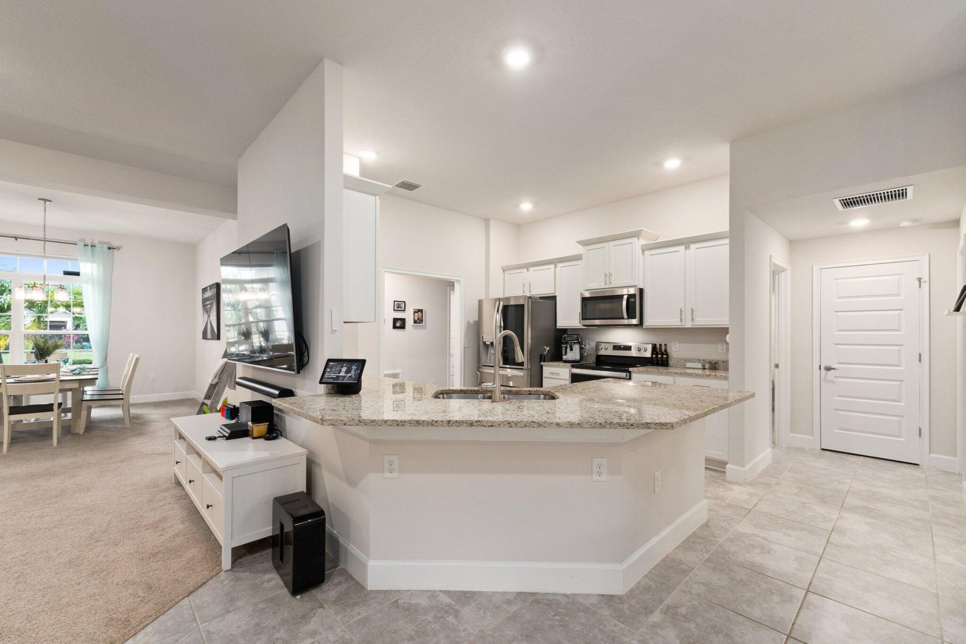 8324 Amalfi Circle, Fort Pierce, FL 34951 Photo