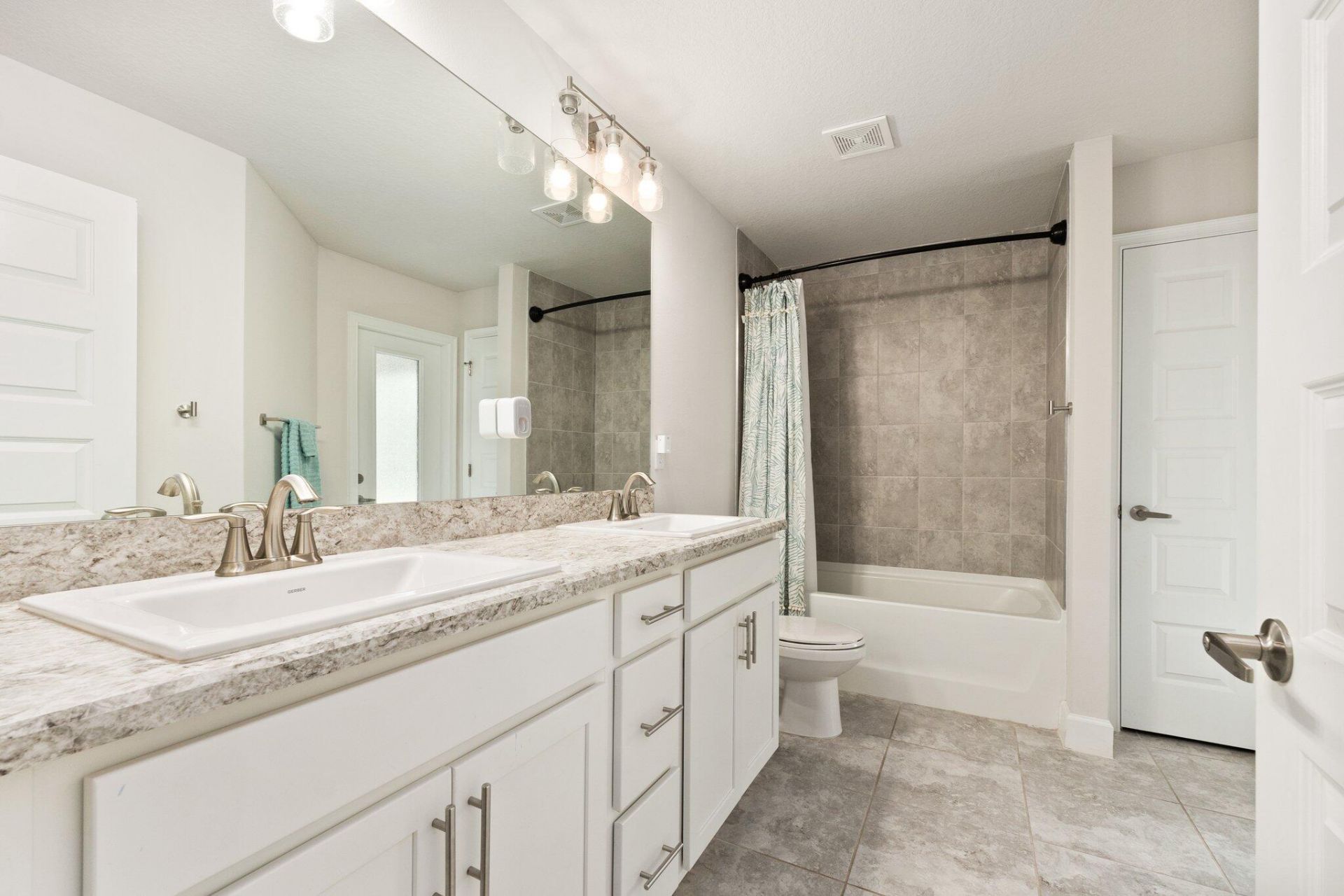 8324 Amalfi Circle, Fort Pierce, FL 34951 Photo