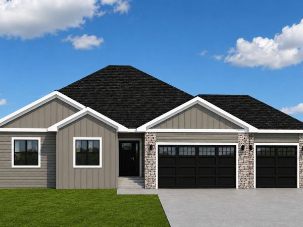 633 Lewis Ct, Holmen, WI 54636