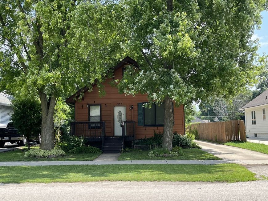 Main Photo