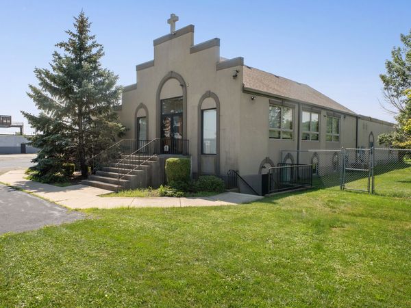 7837 W Lincoln Highway, Frankfort, IL 60423