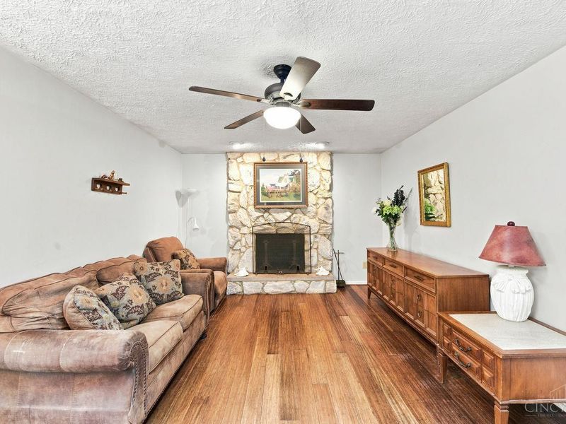 8488 Bluebird Drive, West Chester, OH 45069 Photo 10