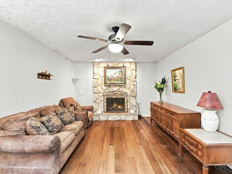 8488 Bluebird Drive, West Chester, OH 45069 Photo 11