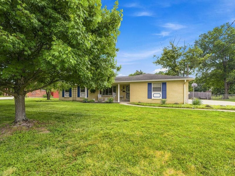 8488 Bluebird Drive, West Chester, OH 45069 Photo 2