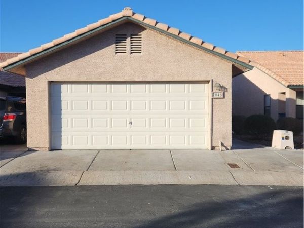 7048 Picaroon Lane , Las Vegas, NV 89145