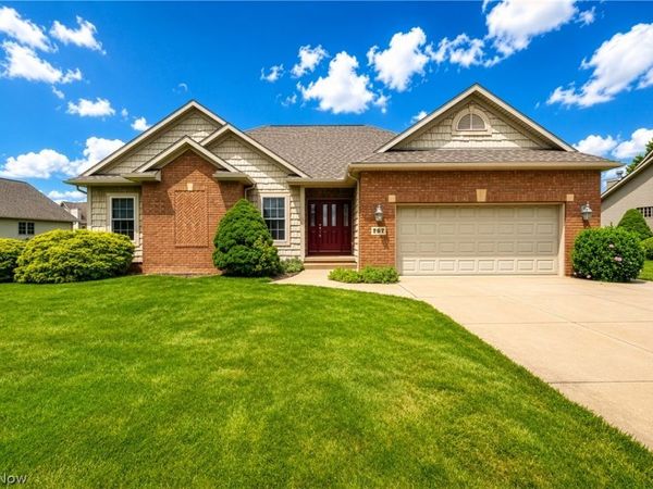 767 Mesa Verde Drive , Barberton, OH 44203