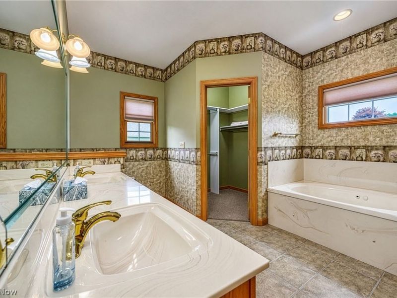 767 Mesa Verde Drive, Barberton, OH 44203 Photo 19