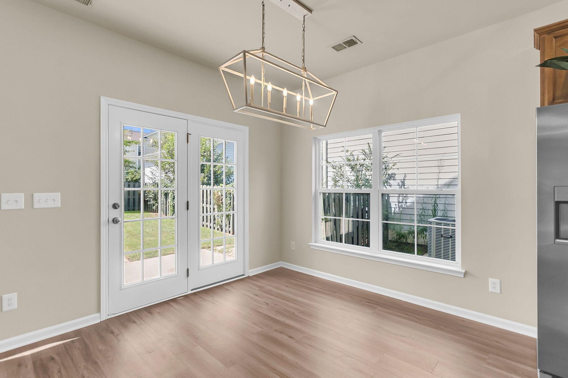 219 Lotz Drive Photo 17