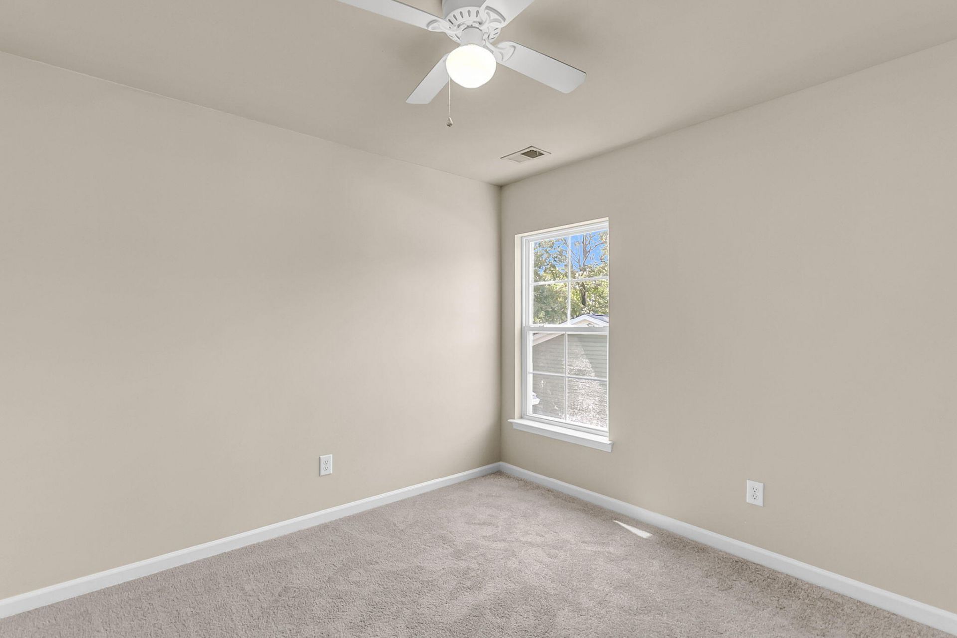 219 Lotz Drive Photo 26