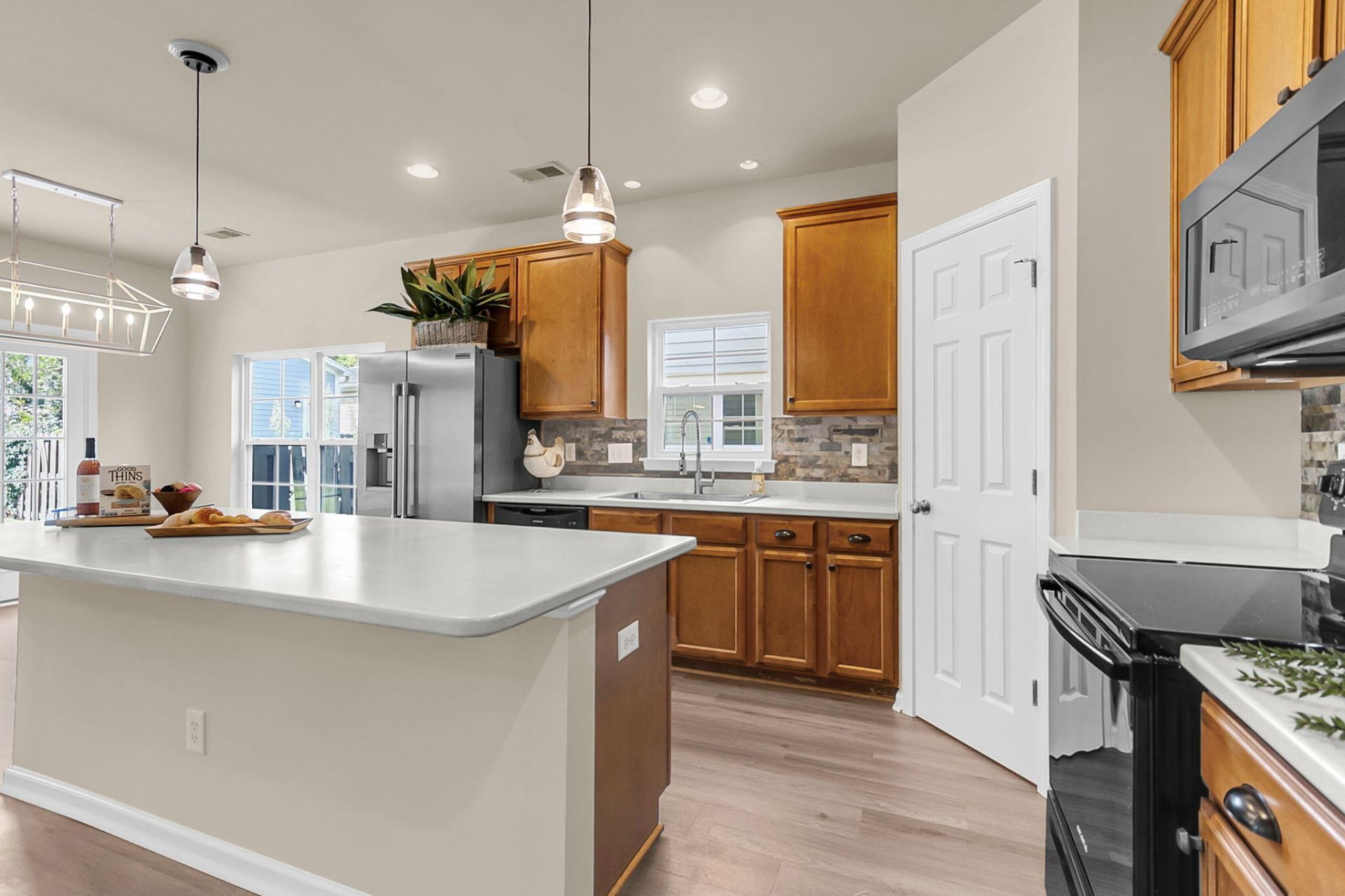 219 Lotz Drive Photo 8