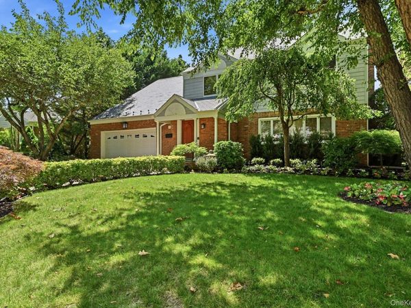 58 Reeve Road , Rockville Centre, NY 11570