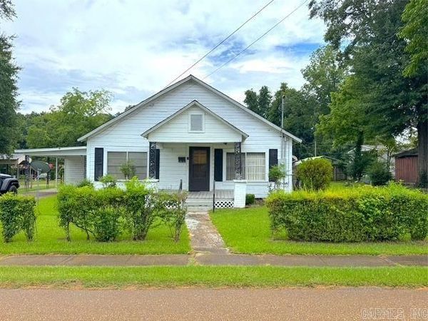 1513 Main Street , Arkadelphia, AR 71923