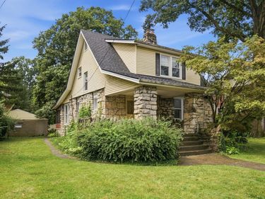 1753 W First Avenue, Grandview, OH 43212