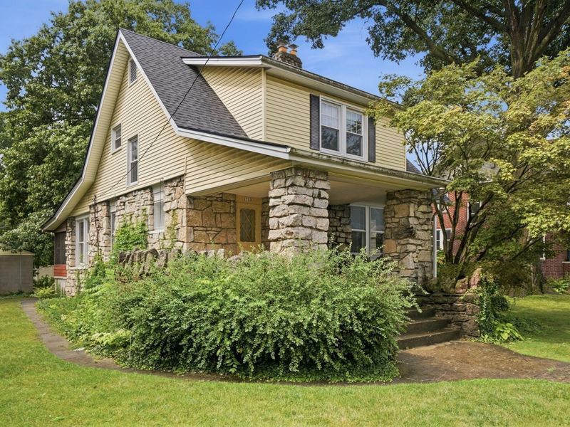 1753 W First Avenue , Grandview, OH 43212 Photo 2