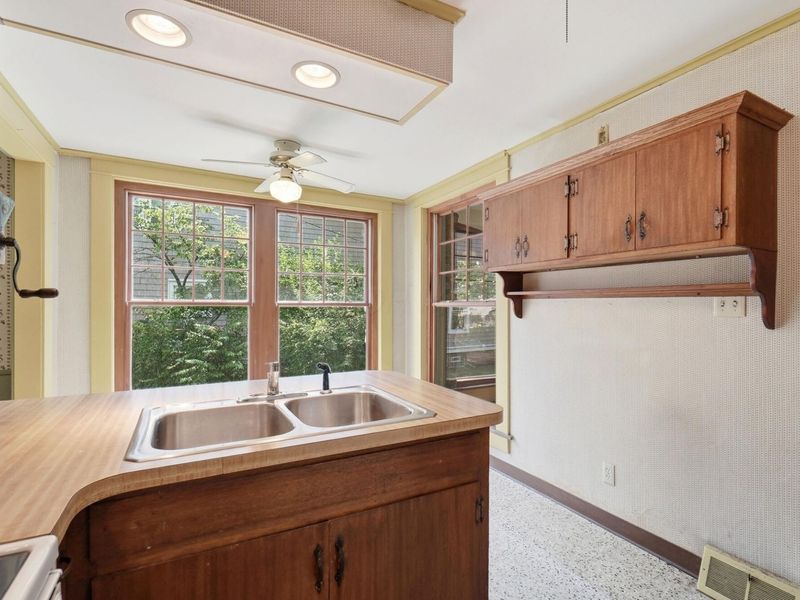 1753 W First Avenue , Grandview, OH 43212 Photo 30