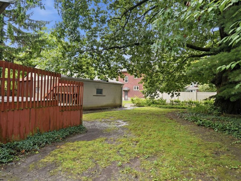 1753 W First Avenue , Grandview, OH 43212 Photo 55