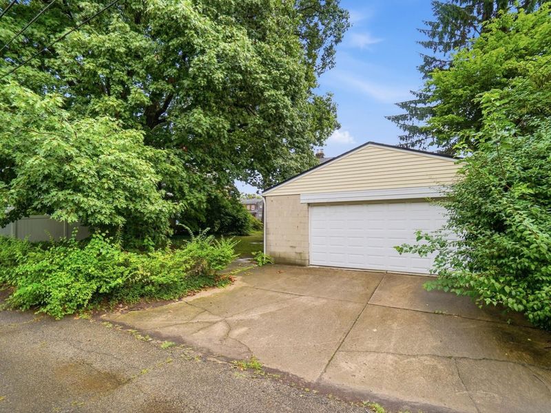 1753 W First Avenue , Grandview, OH 43212 Photo 59