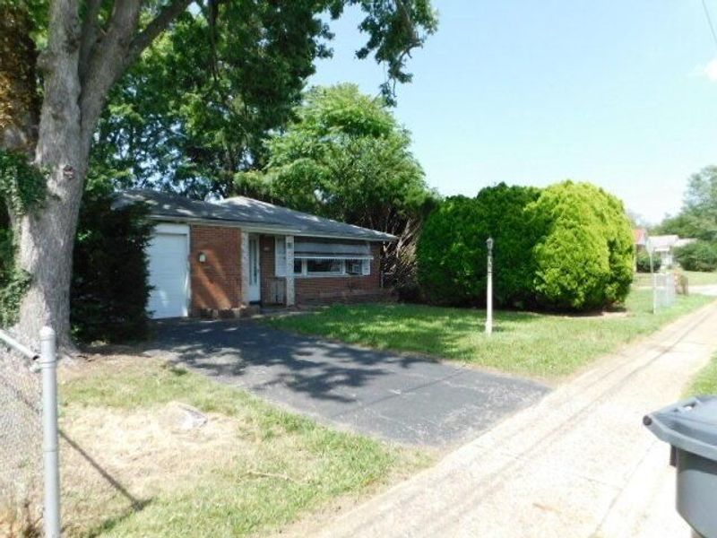 4550 Etna Road , Whitehall, OH 43213 Photo 13