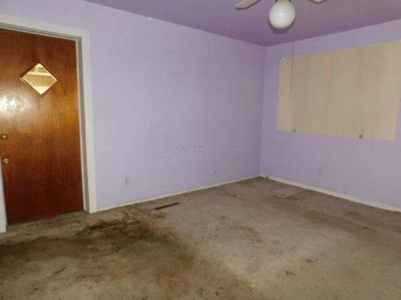4550 Etna Road , Whitehall, OH 43213 Photo 5