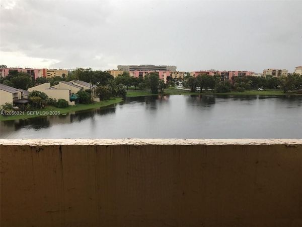 9359 Fontainebleau Blvd , Unit F414, Miami, FL 33172