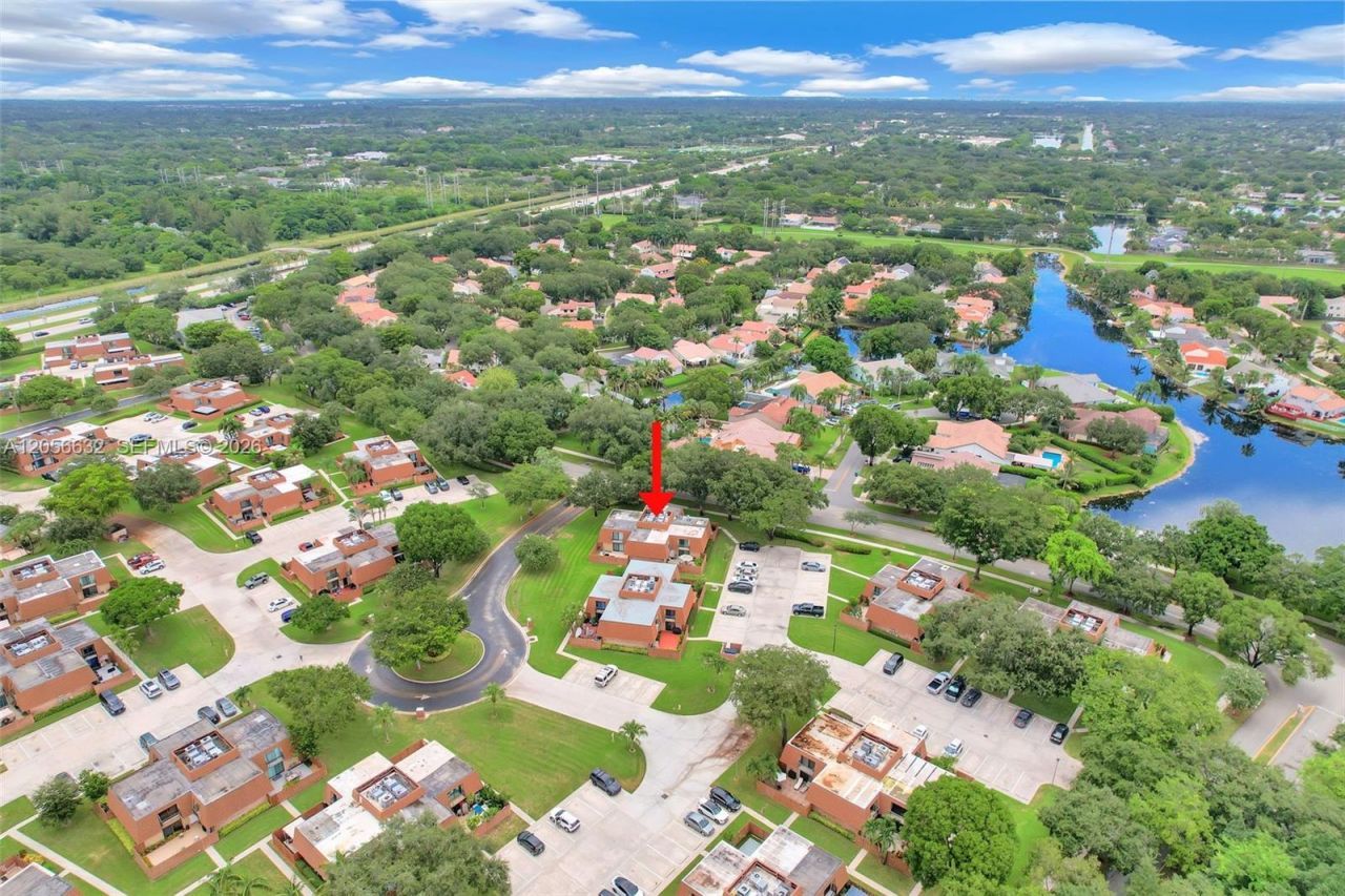 2603 Lakeview Ct , Cooper City, FL 33026 Photo