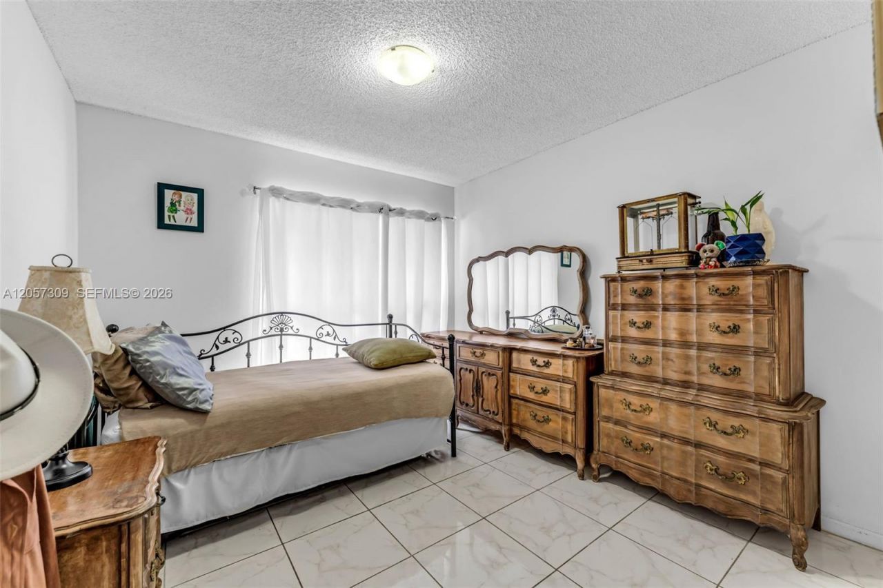 1304 Redstart Ct , Homestead, FL 33035 Photo