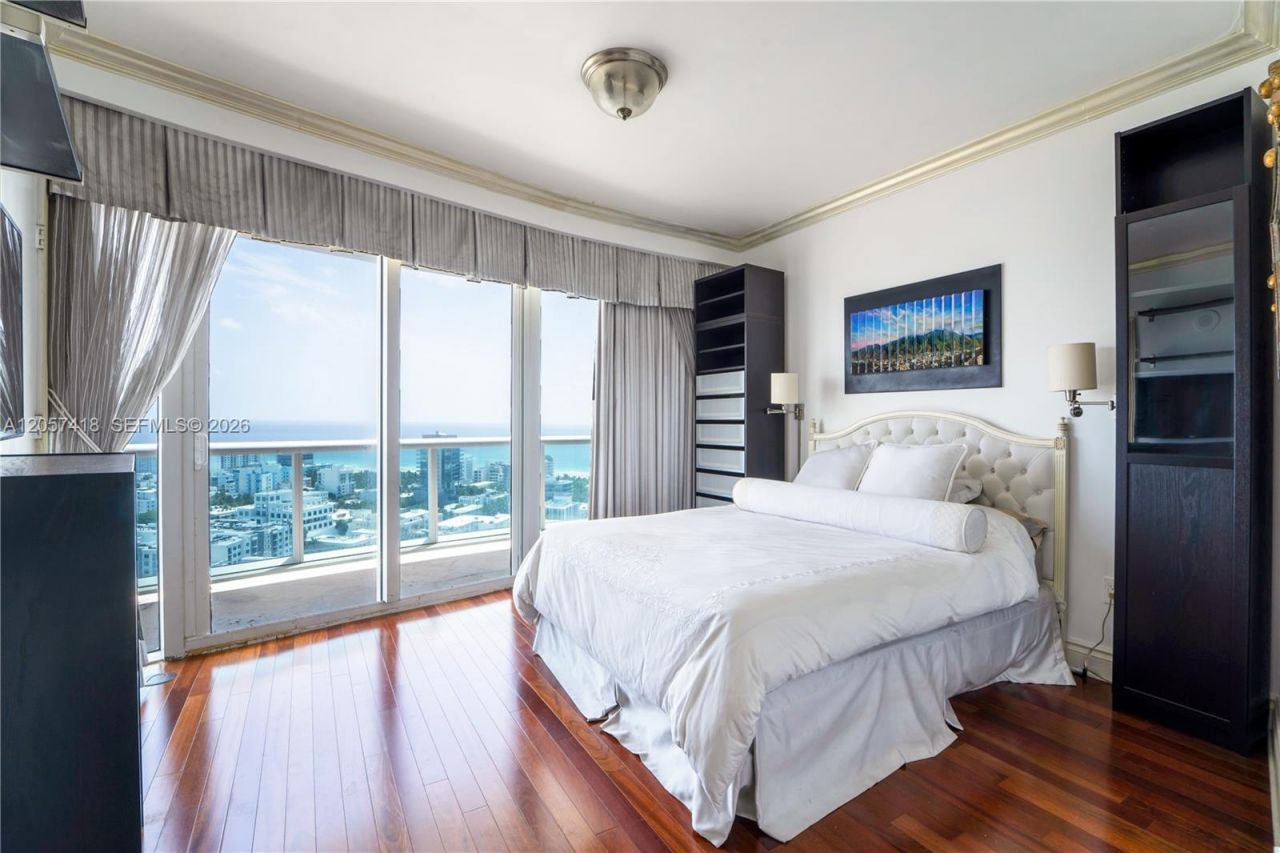 1000 S Pointe Dr , Unit 2501, Miami Beach, FL 33139 Photo