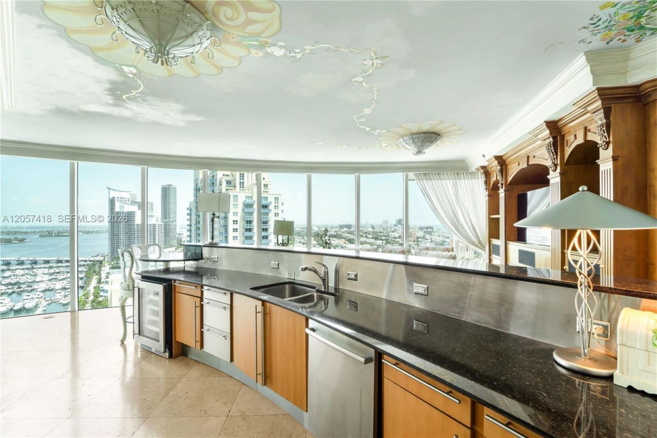 1000 S Pointe Dr , Unit 2501, Miami Beach, FL 33139 Photo