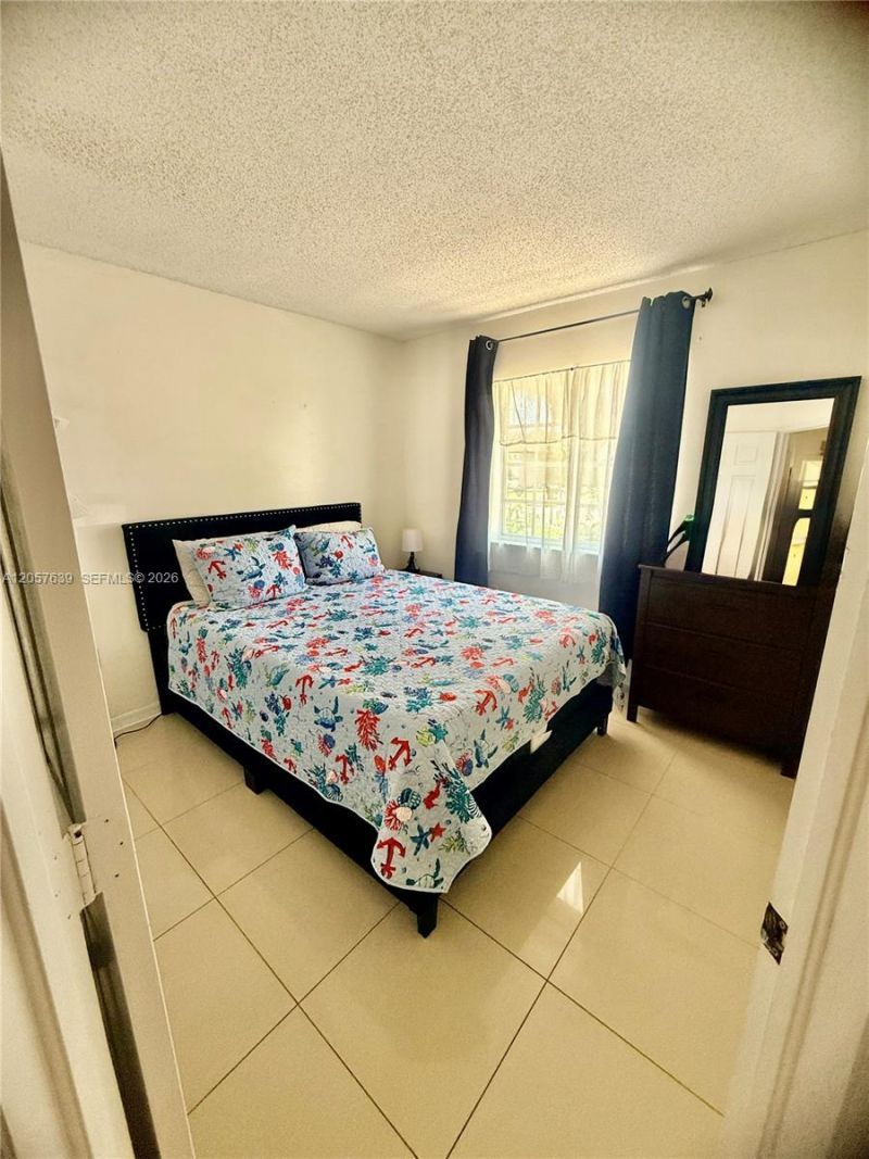 18300 SW 143rd Ct, Miami, FL 33177 Photo