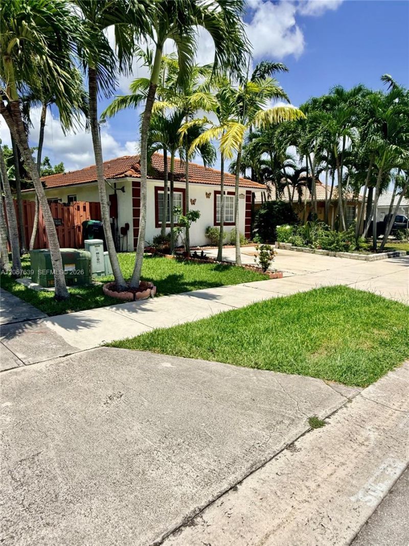 18300 SW 143rd Ct, Miami, FL 33177 Photo