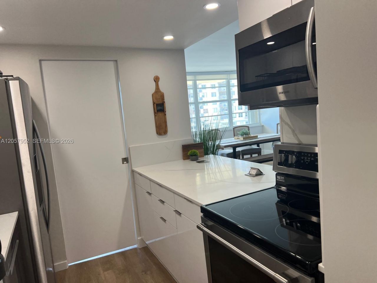 251 174th St , Unit 1215, Sunny Isles Beach, FL 33160 Photo