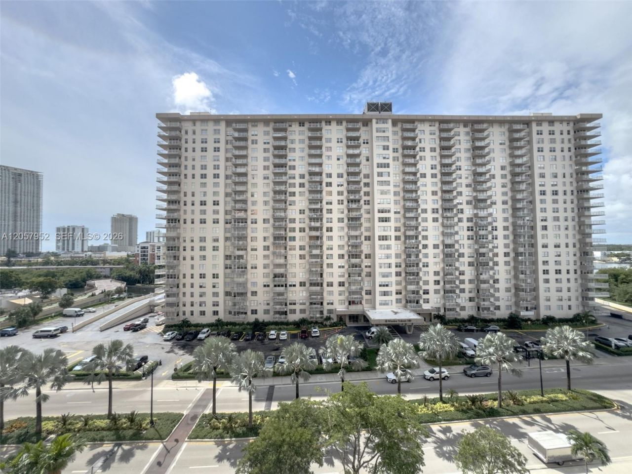 251 174th St , Unit 1215, Sunny Isles Beach, FL 33160 Photo