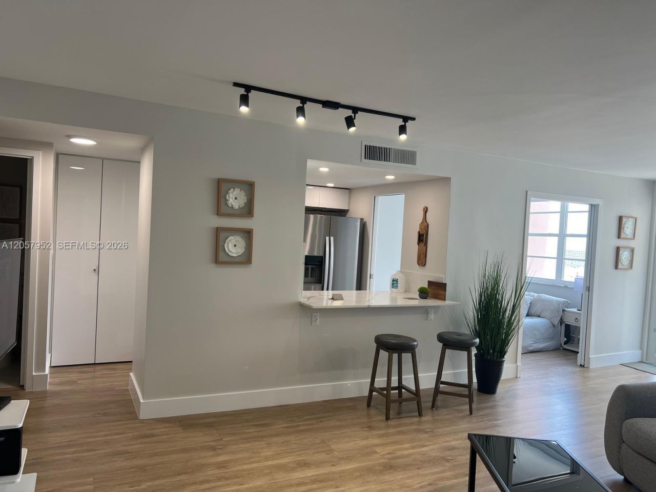 251 174th St , Unit 1215, Sunny Isles Beach, FL 33160 Photo
